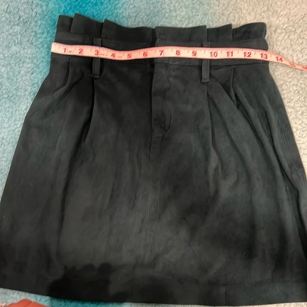 🔥Bershka Elegant Green Women's Skirt🔥